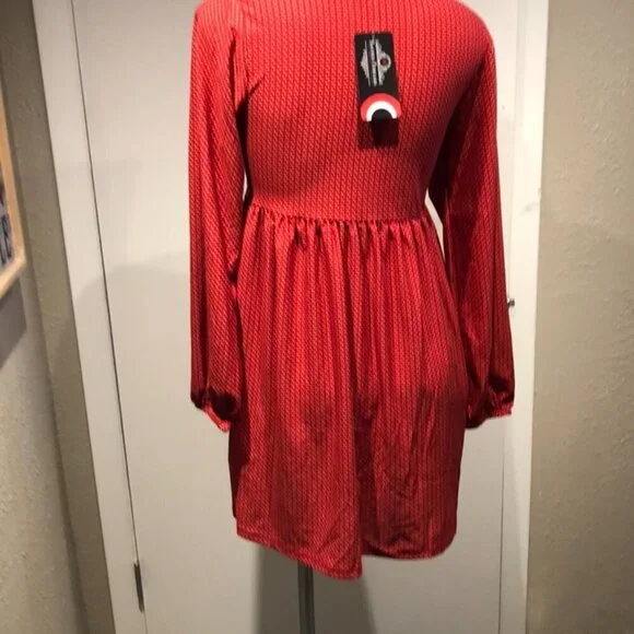 SACRED THREADS RED MINI DRESS NWT BOHO STYLE - Picture 7 of 14
